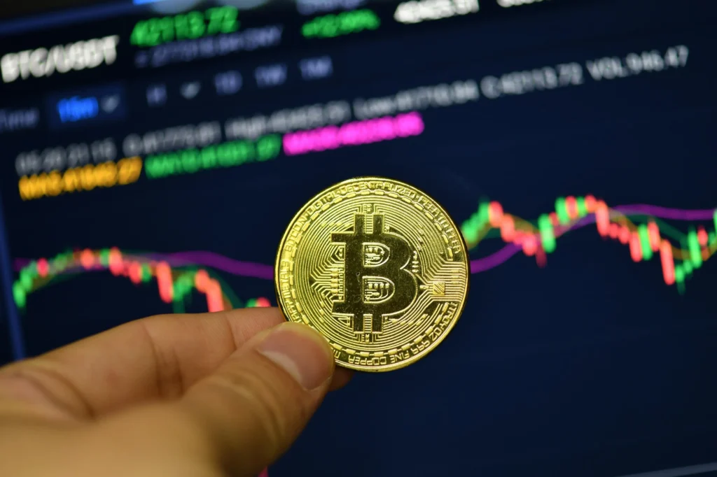 Bitcoin holds above $93K